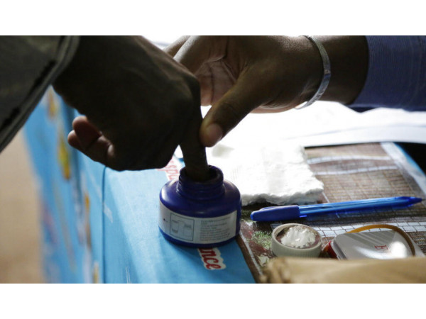 Présidentielle au Cameroun : début des opérations de vote, Paul Biya ...